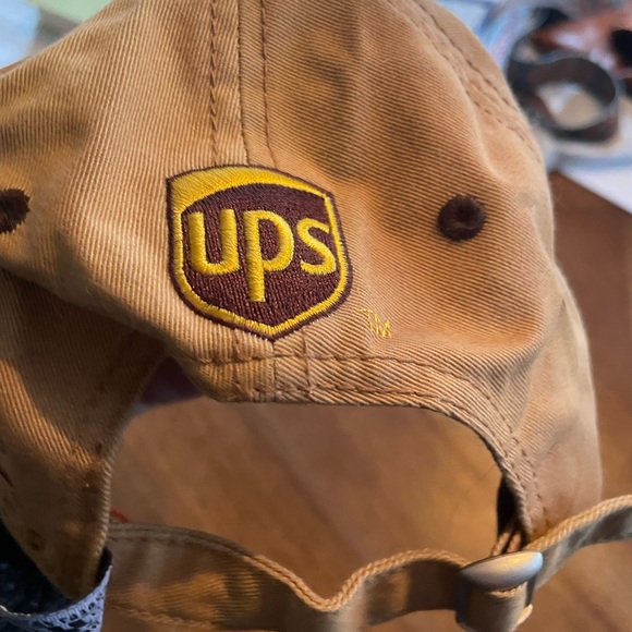 Vintage NASCAR Dale Jarrett UPS 88 Adjustable Cap - Picture 4 of 5